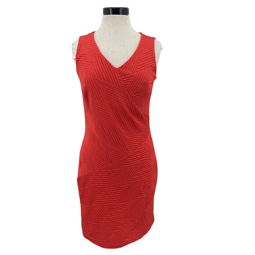 Enfocus Studio Women's 10 Coral Textured Chevron V-Neck Sleeveless Sheath Dress